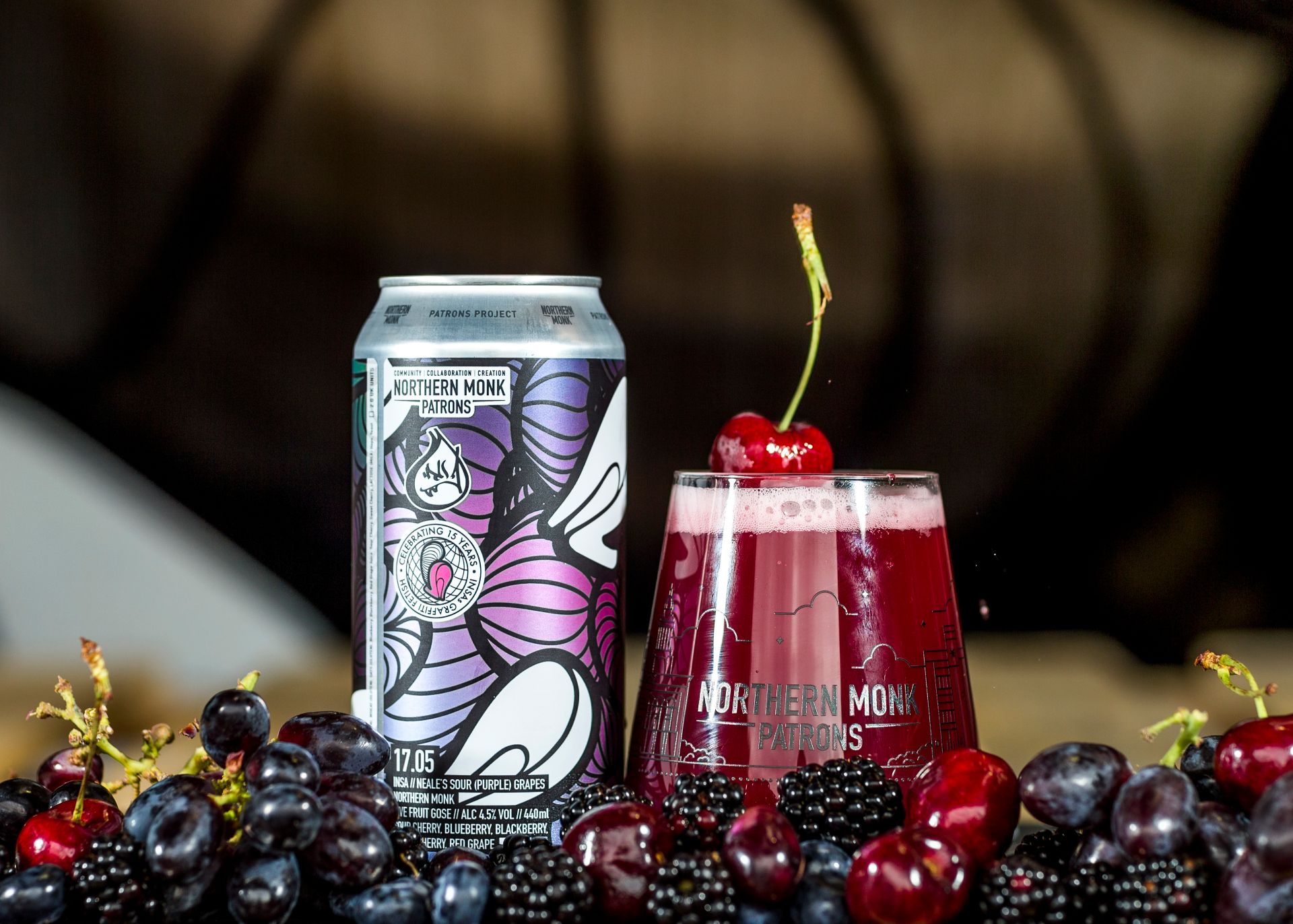 Patterned labels on drinks can Patterned labels on drinks can - gallery