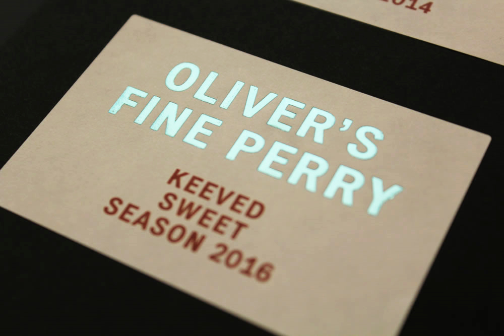 Olivers-fine-perry-cider-closeup